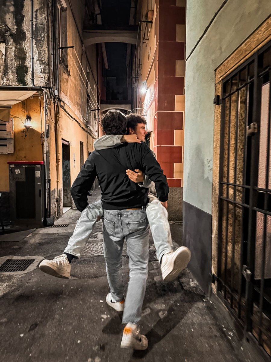 boys love 💕 tweet media