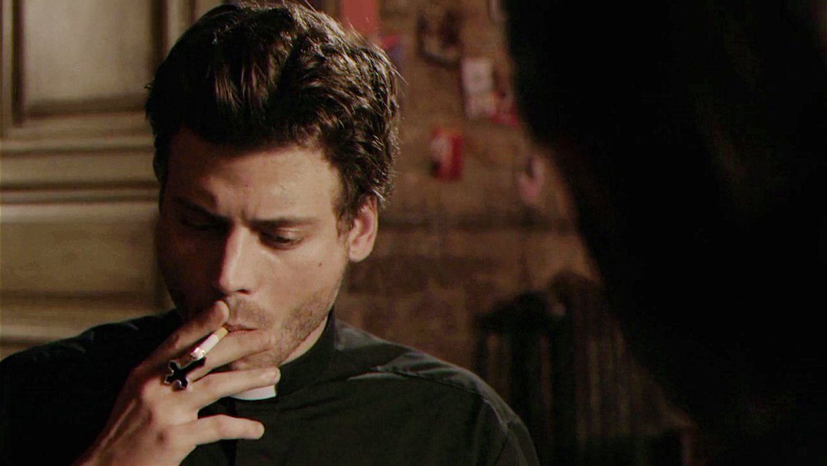 lucrezia's tweet image. 