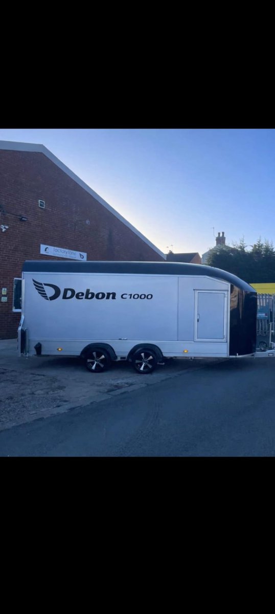 Another happy customer leaving for the #isleofman with a new #Debon #C1000 #cartransporter from your #NorthWest Distribution Centre at flbp.uk