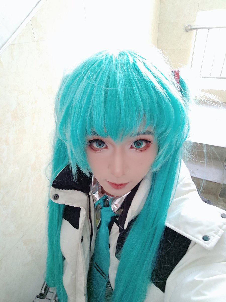 小千 tweet media