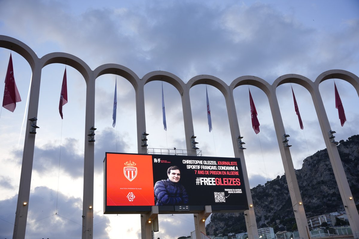 ✊ Soutien à Christophe Gleizes, journaliste de <a href="/sofoot/">SO FOOT</a> et <a href="/SocietyOfficiel/">Society et Society+</a>, condamné à 7 ans de prison ferme en Algérie pour avoir simplement exercé son métier.
 
L'AS Monaco renouvelle aux côtés de sa famille, ses proches, Reporters Sans Frontières et l’ensemble du football