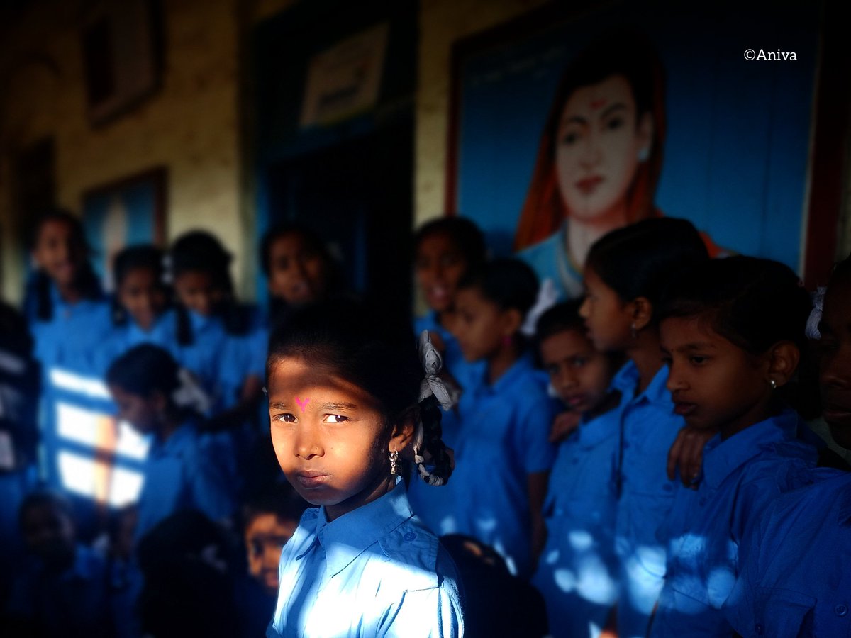तू लावियेले रोप, आम्ही नभाला भिडवू...🌱
#SavitribaiPhule