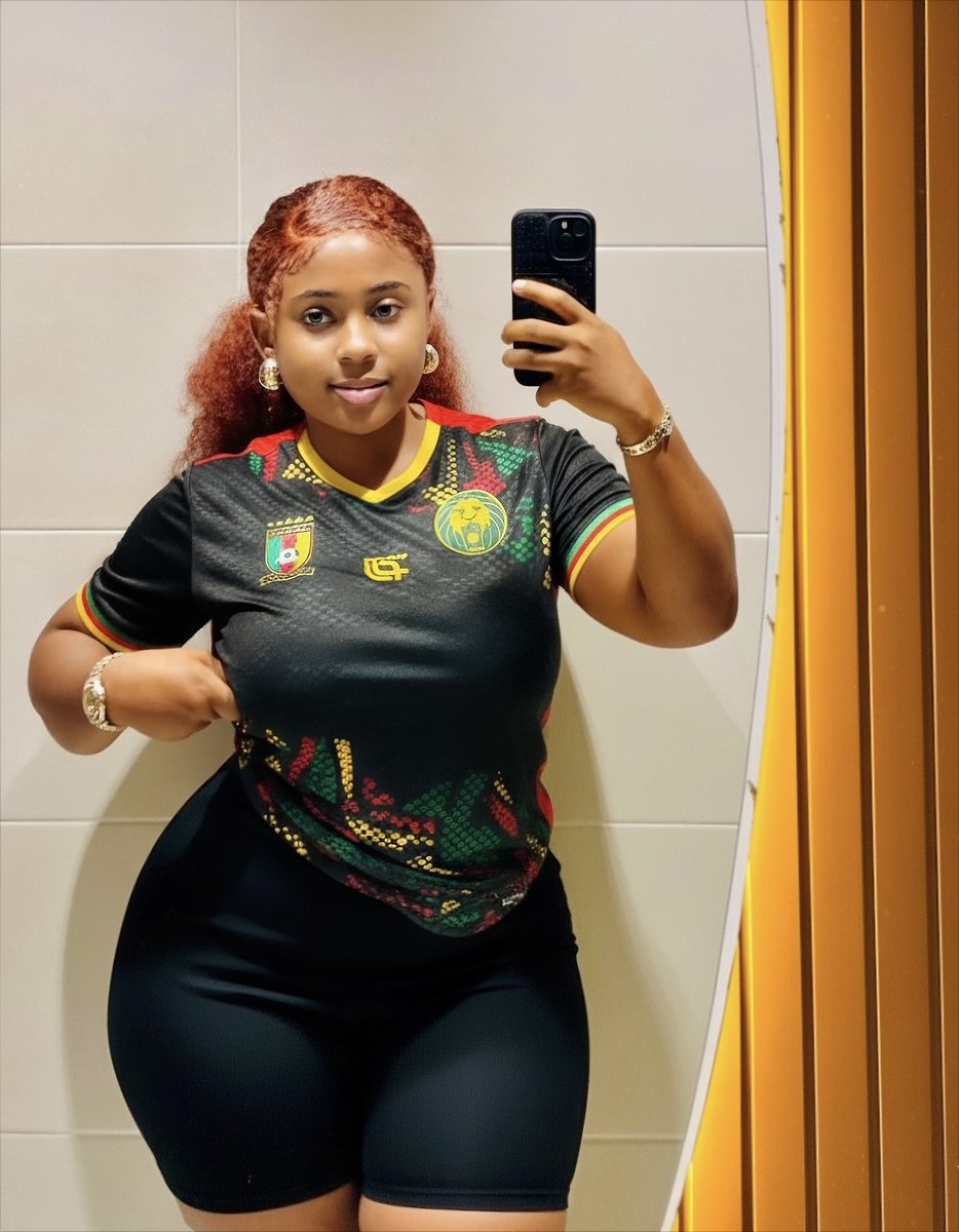 britney_creime's tweet image. Cameroon’s AFCON 2025 jersey is the best in Africa and the world 🇨🇲. If you disagree, quote this with a better one. I’ll wait.