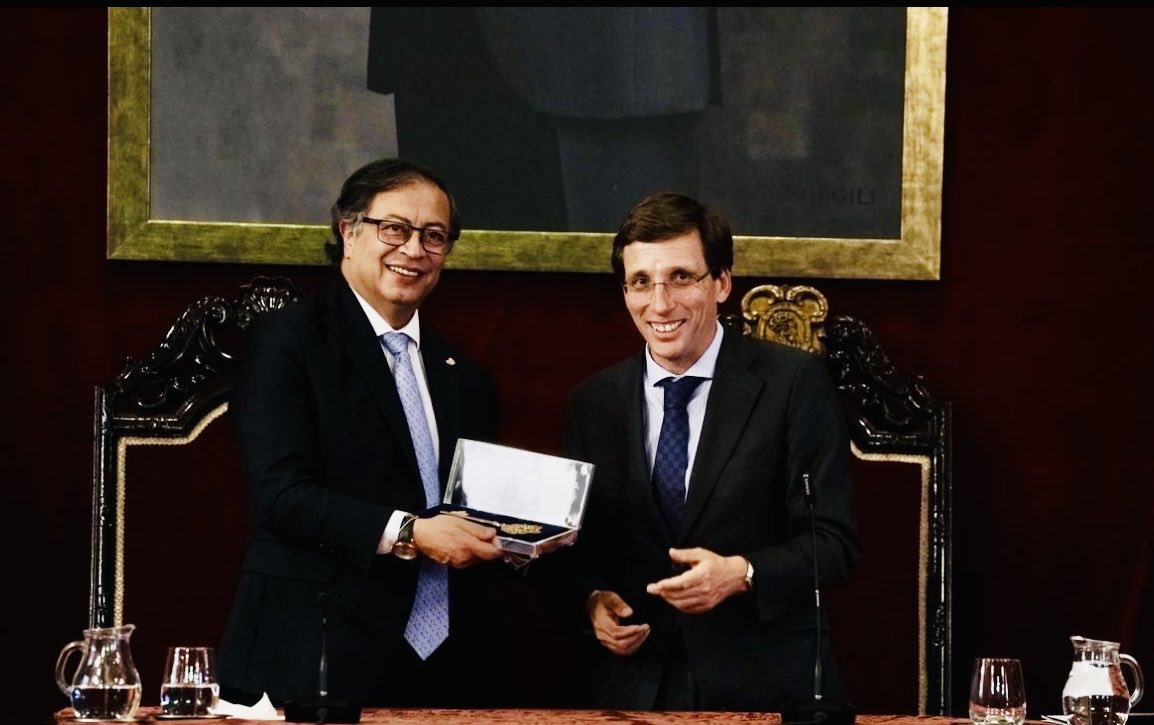 <a href="/NunezFeijoo/">Alberto Núñez Feijóo</a> <a href="/ppopular/">Partido Popular</a> <a href="/MariaCorinaYA/">María Corina Machado</a> <a href="/EdmundoGU/">Edmundo González</a> Partido popular