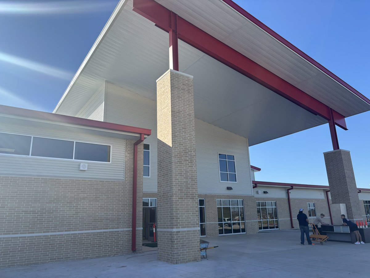 Coach Brewer tweet media