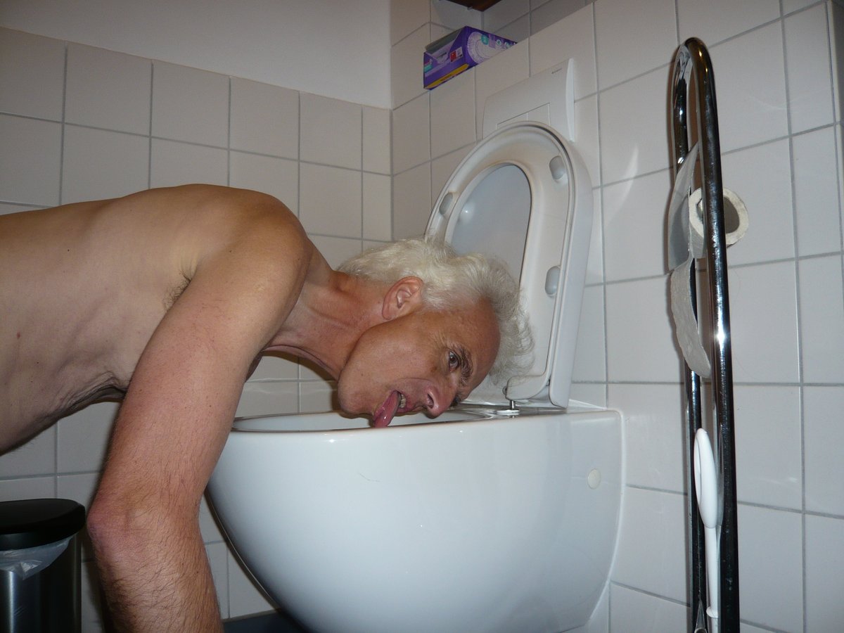 joerg_sklave's tweet image. ☑ Tweet this post and make this 🅿🆁🅴🅼🅸🆄🅼 🅼🅴🅼🅱🅴🆁 famous! ❣ #nikkisadistic #xspu99 #slave #toilet #toiletslave #sklave @findoms @joerg_sklave xxxposed.fun/joerg-sklave-s…