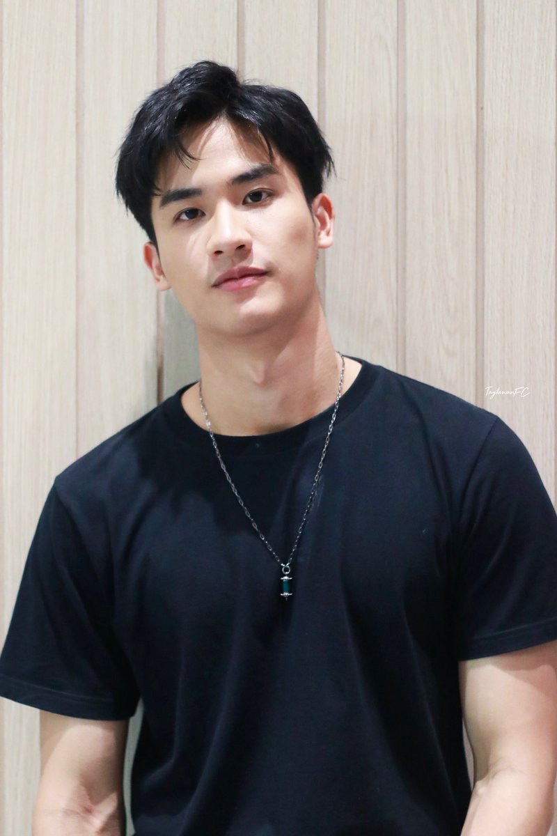 All_Tay_tawan_V's tweet image. พี่คะ #Tawan_V