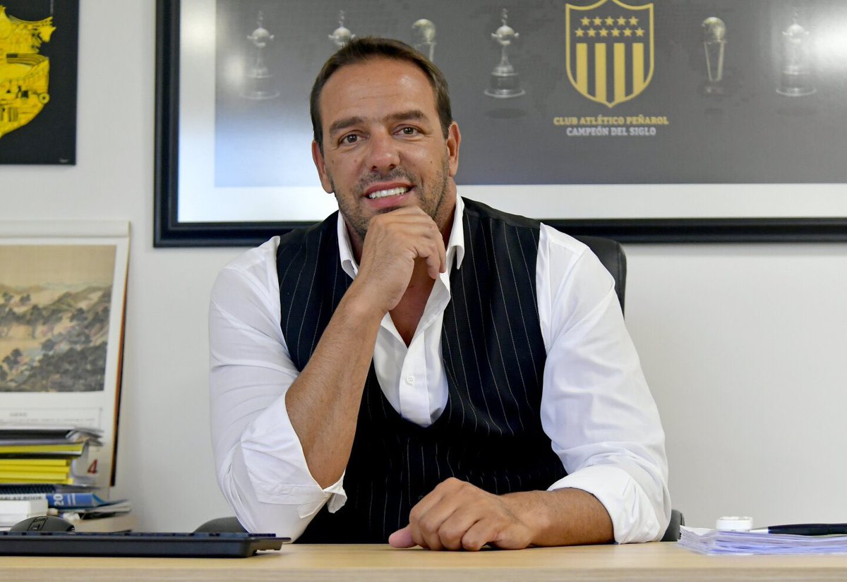 No te olvides de la mano derecha de Maduro en Uruguay <a href="/realDonaldTrump/">Donald J. Trump</a> no deje ni un cabo suelto presidente.