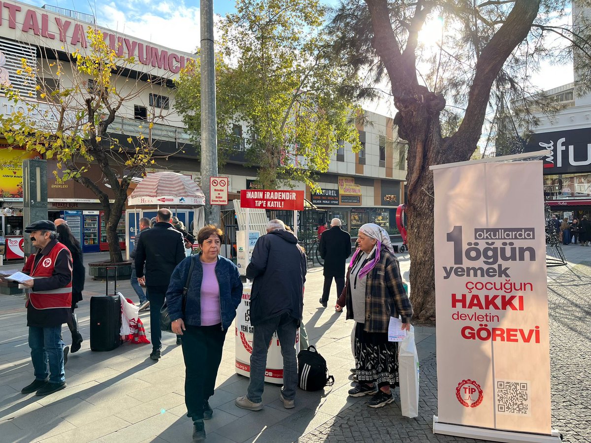 tipantalya's tweet image. Patronları doyurduğunuz yeter, biraz da çocukları doyuralım!

Türkiye’nin bütçesinin yalnızca %1,5’iyle tüm okullarda tüm çocuklara bir öğün ücretsiz ve sağlıklı yemek verilebilir.

📍-Kapalı Yol