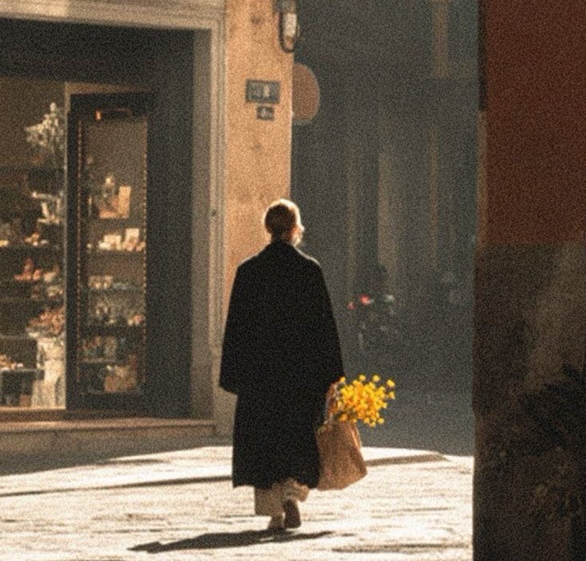 En iyisi ve en soylusu, vazgeçmektir.

Pessoa