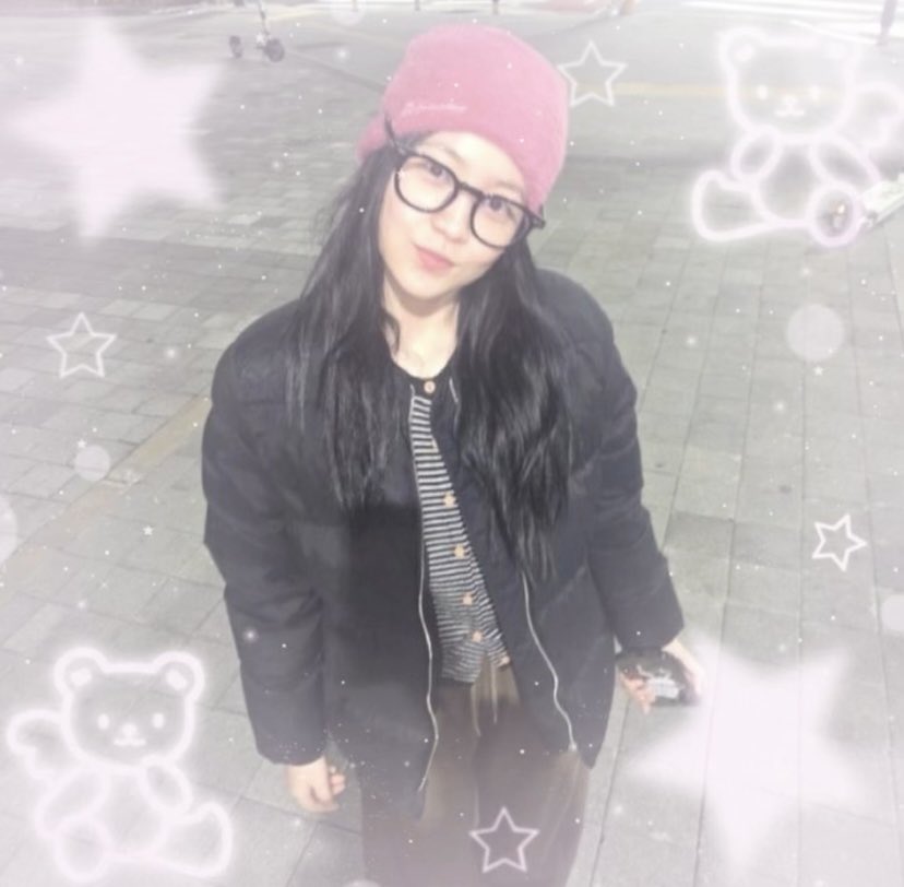 cdurros's tweet image. baikan dong kakak? 👉🏻👈🏻