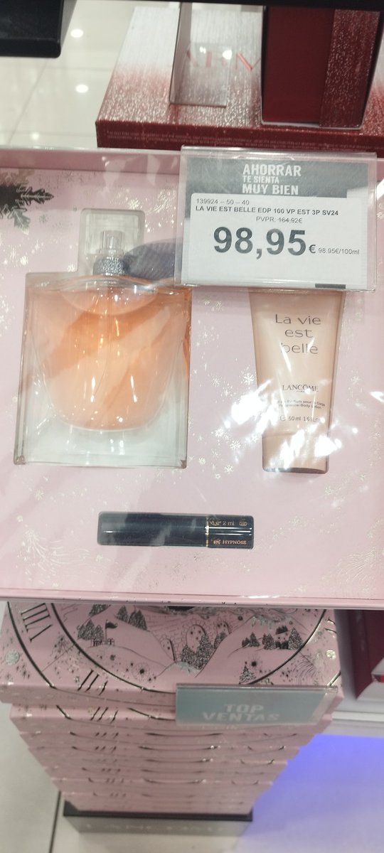 piffusfc's tweet photo. @aromas vaya engaño no?? 25€ de diferencia casi!! Pues no compro ni en web ni en tienda!! https://t.co/18ebotCbhn