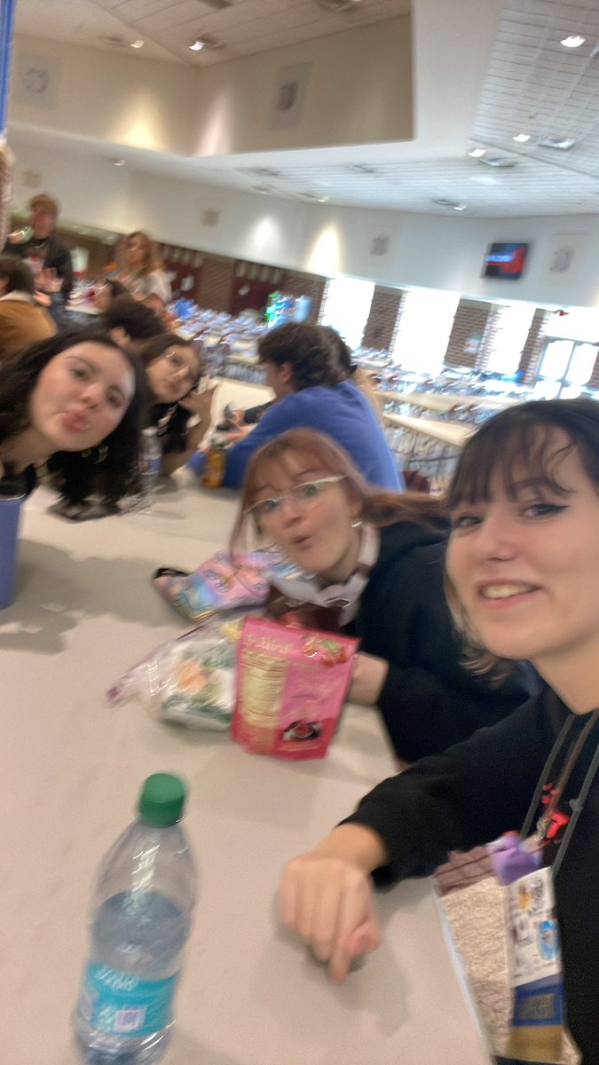 TableWitch773's tweet photo. Early munchers here at A lunch #pamemefest26 https://t.co/4vuIYwo3ZX
