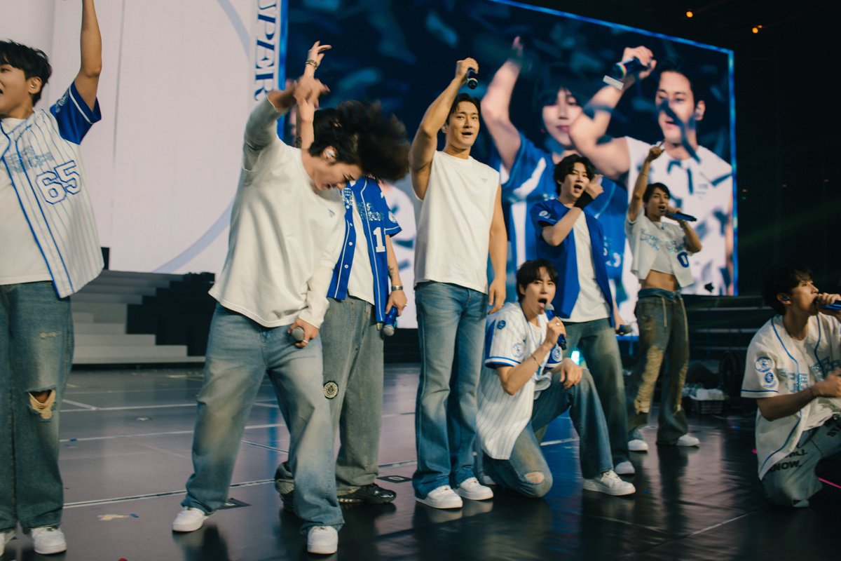 86fromms's tweet image. [260102] 🐯💭 | 01:20AM KST

I was so happy!! ^^
ㅋㅋㅋㅋ