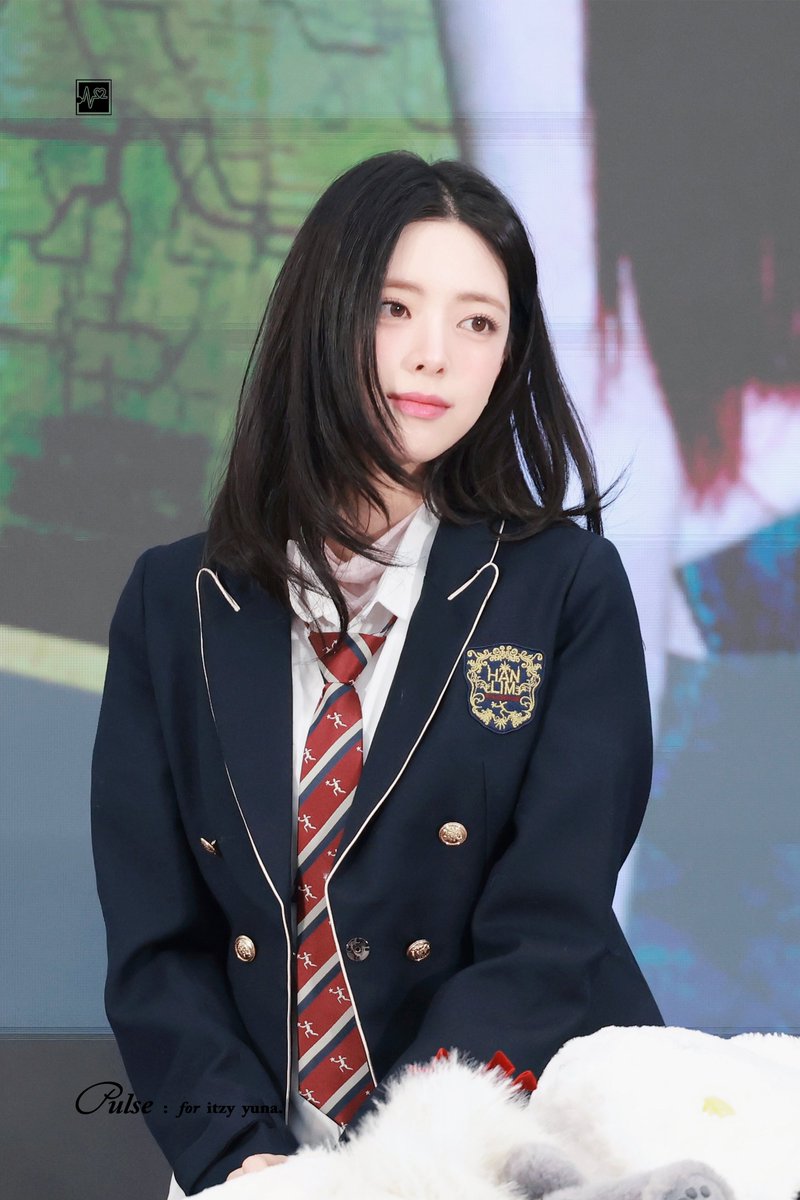 Pulse_1209's tweet image. 260103 #유나 #YUNA #있지 #ITZY