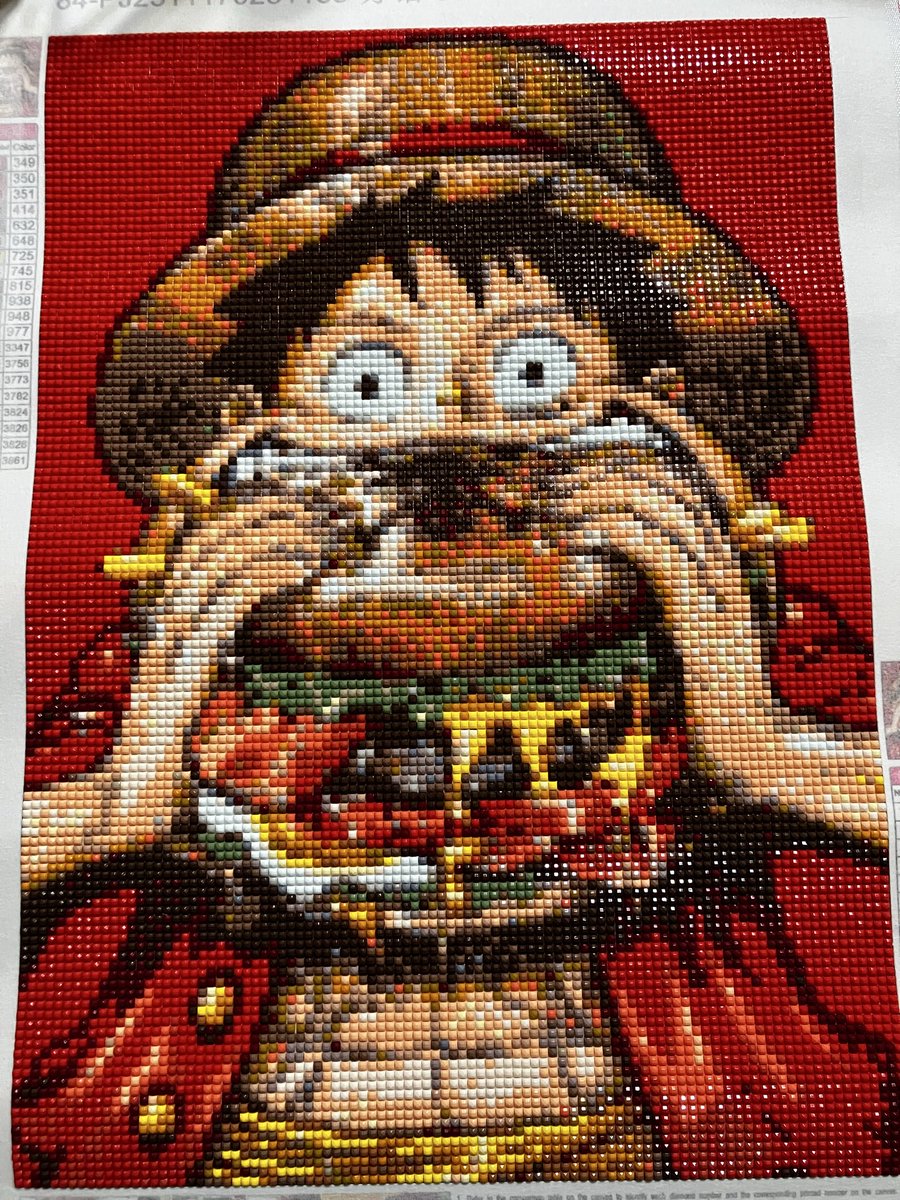 mimamumiman's tweet photo. 19作品目
30×40 スクエア 20色
ハンバーグかじってるルフィ🥳

今年1作品目はルフィ♡
かわいー☺️
隙間ガタガタだったけど写真で見たら全然わかんないし、なんなら上手に出来たように見える🤭
 
 #ダイヤモンドアート
 #ダイヤモンドアート初心者
 #ONEPIECE  #ルフィ https://t.co/RZMm13vuzR