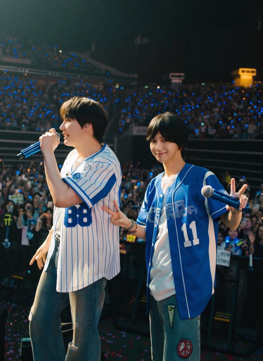 mar 🦕; tweet media