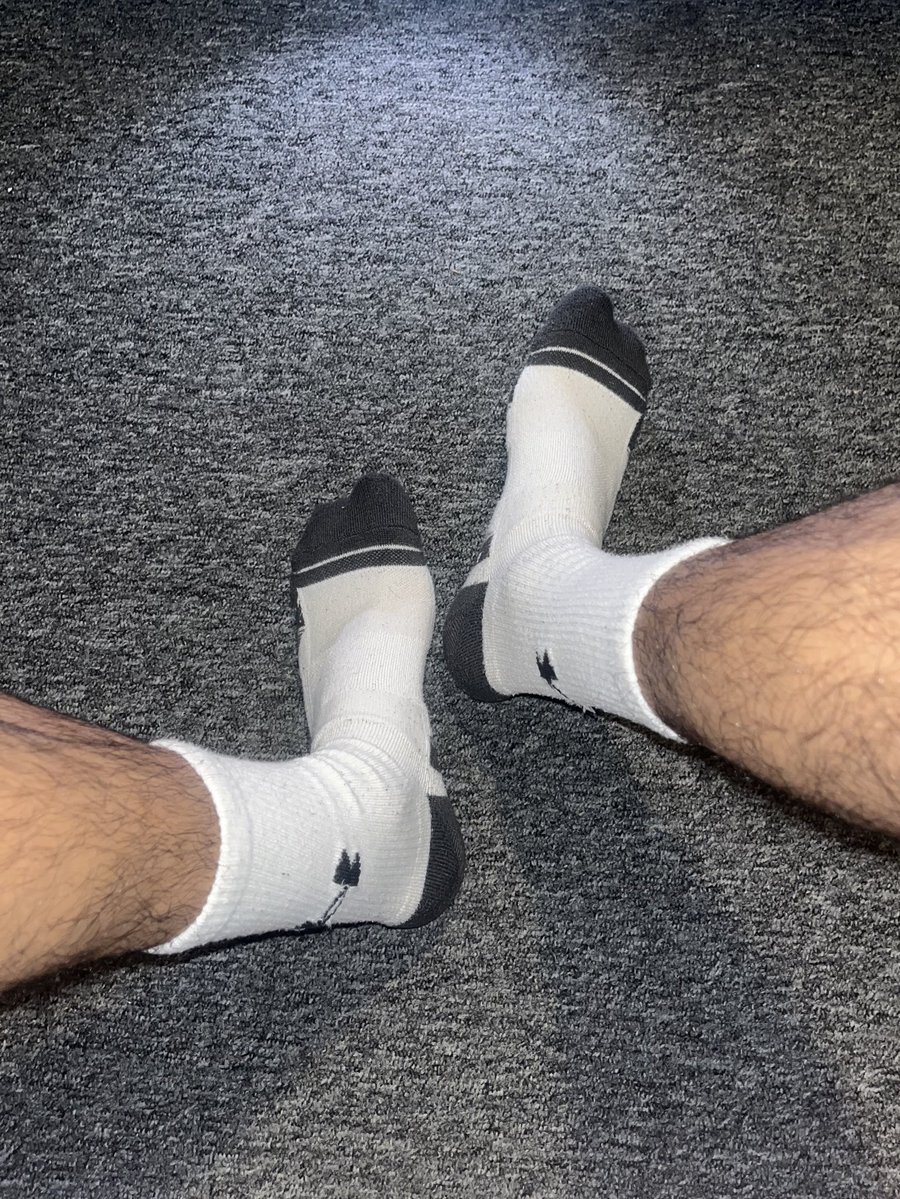 MasterGodAdam's tweet image. Socks on or off