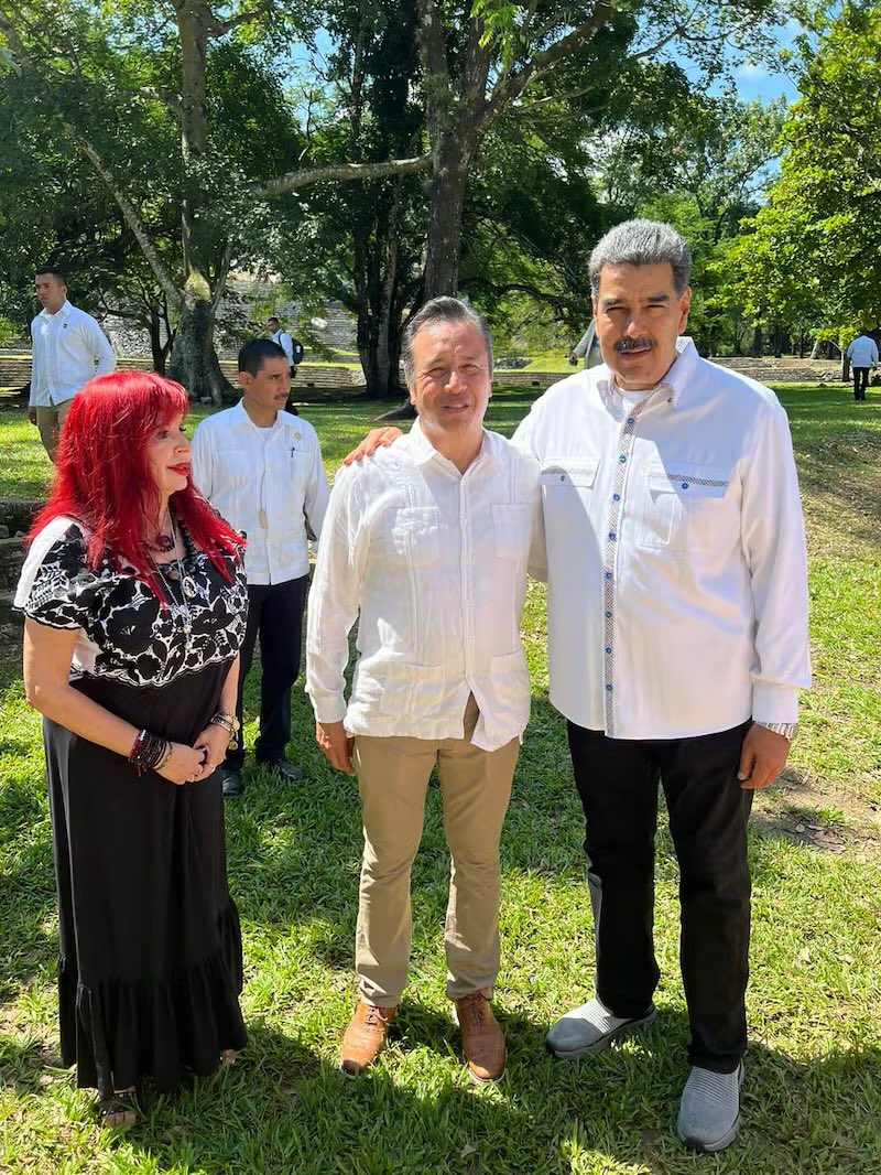 CarlRamirezA's tweet image. "Dime con quién andas y te diré quién eres”. En política NADA ES CASUALIDAD. 

#Venezuela #madurocaptured