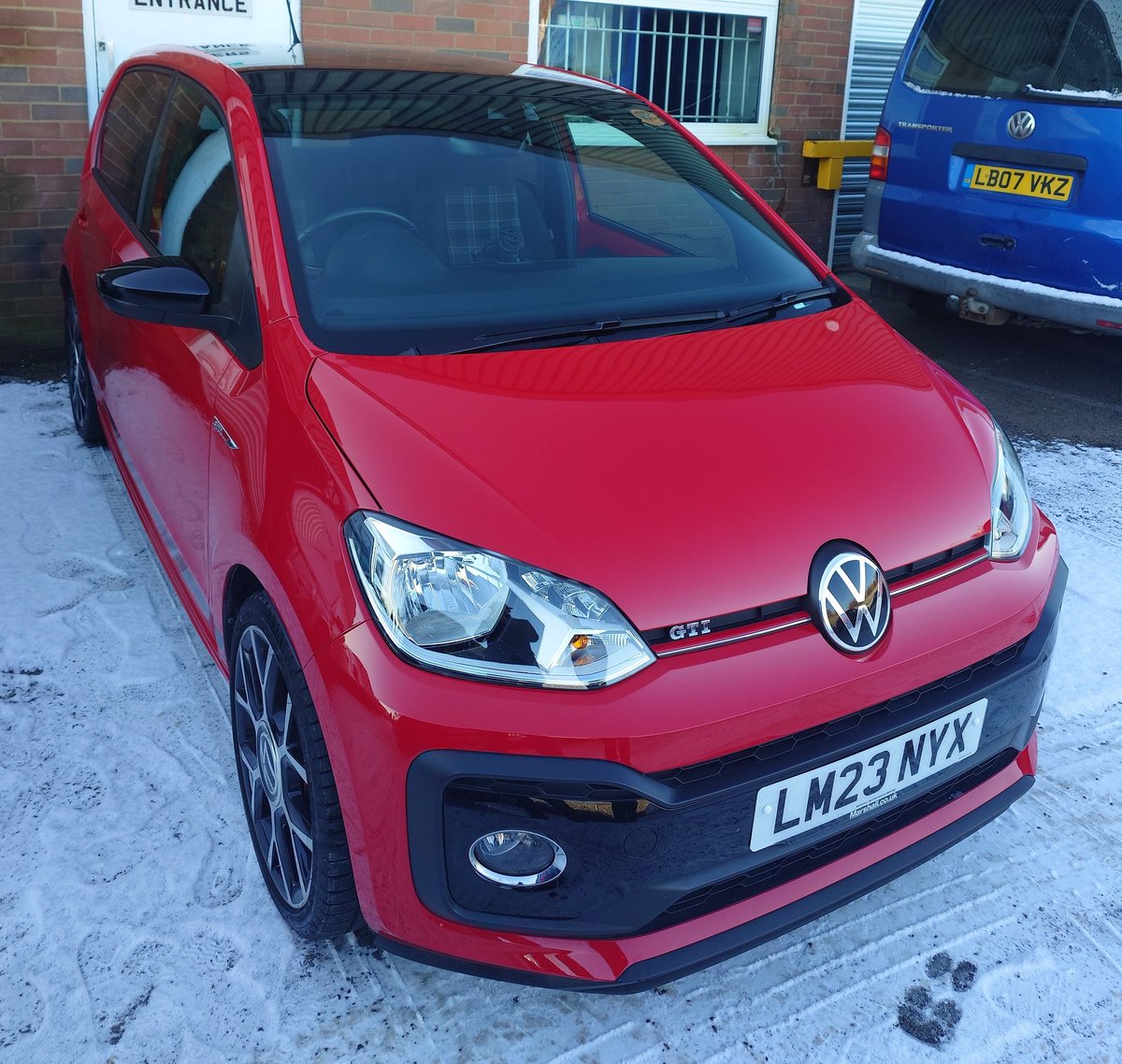 I'd really like to add one of these to the collection