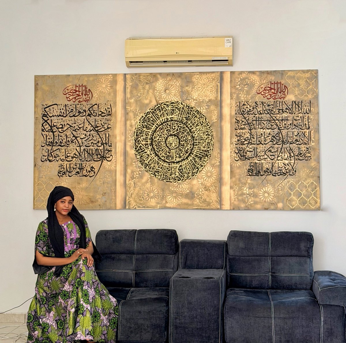 caramel__queen_'s tweet image. my most recent Artwork. 🥰

I wrote this calligraphy in quiet reflection. each line an act of remembrance, each curve shaped by faith.🙃