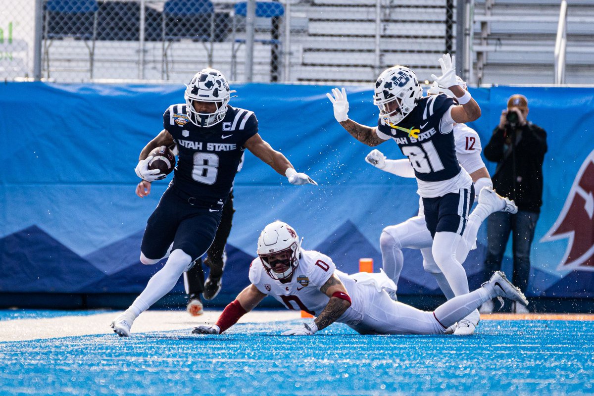 𝘾𝙤𝙖𝙘𝙝 𝘽𝙧𝙚𝙩𝙩 𝘼𝙧𝙠𝙚𝙡𝙞𝙖𝙣❄️ tweet media