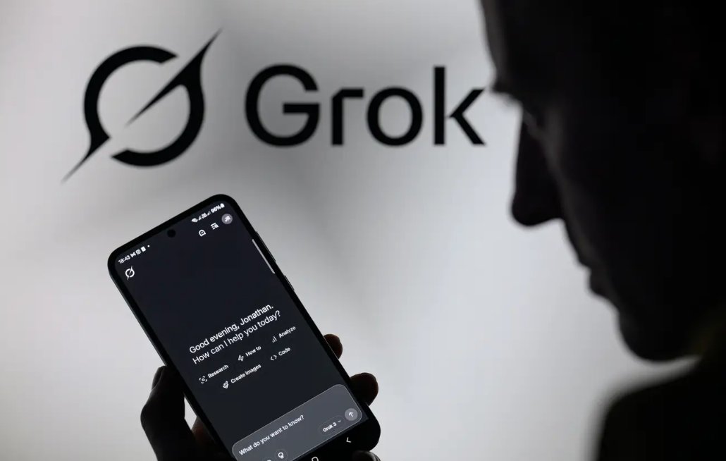 iam_smx's tweet image. Elon Musk has warned that anyone using Grok to create illegal content or 𝕏 to post illegal content will face consequences

"Anyone using Grok to make illegal content will suffer the same consequences as if they upload illegal content"