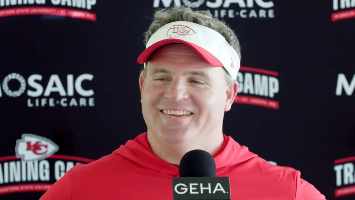 SleeperTitanUp's tweet image. Mike Borgonzi when Stranger Things started