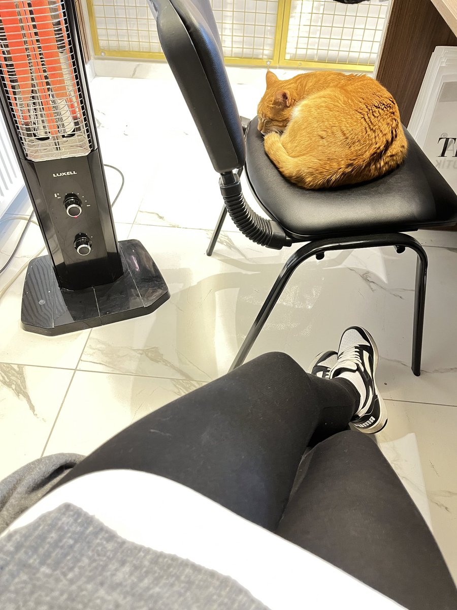 sizinle derdi olanin derdi hic bitmesin