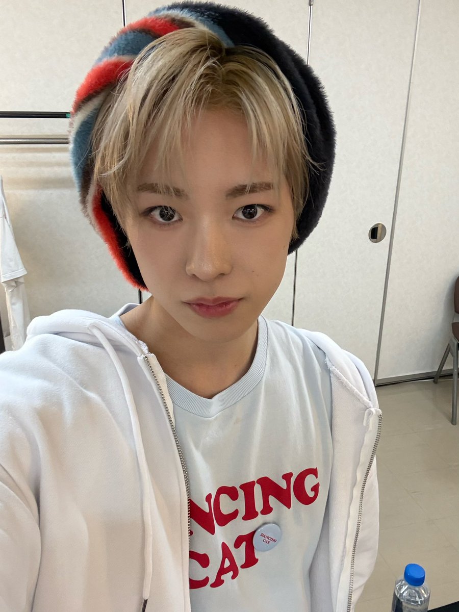 요즘 왤캐 마망같지 엄마품에안기고싶다