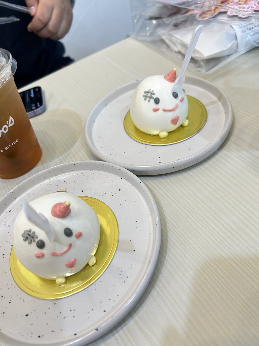 Re_Wind_192333's tweet image. น้องที่โดนจิ้มหน้า @ployturtle