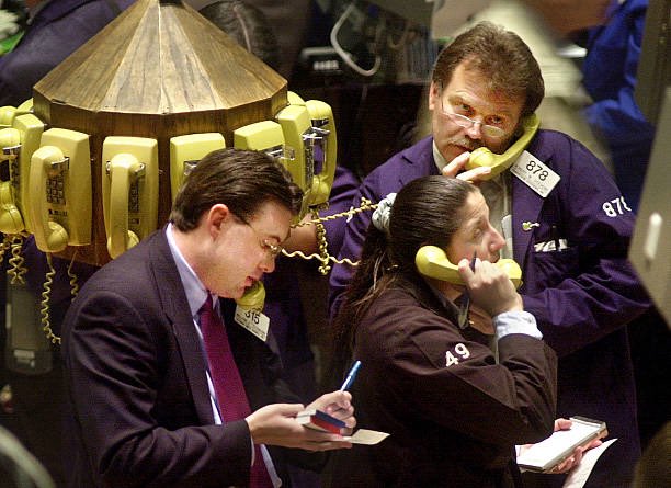 2001 Live tweet media