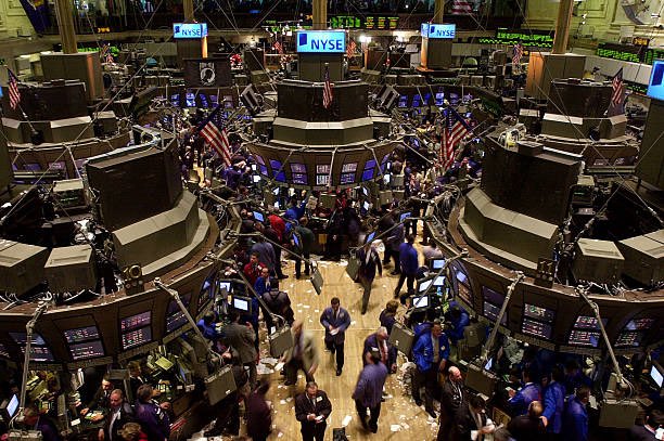 2001 Live tweet media