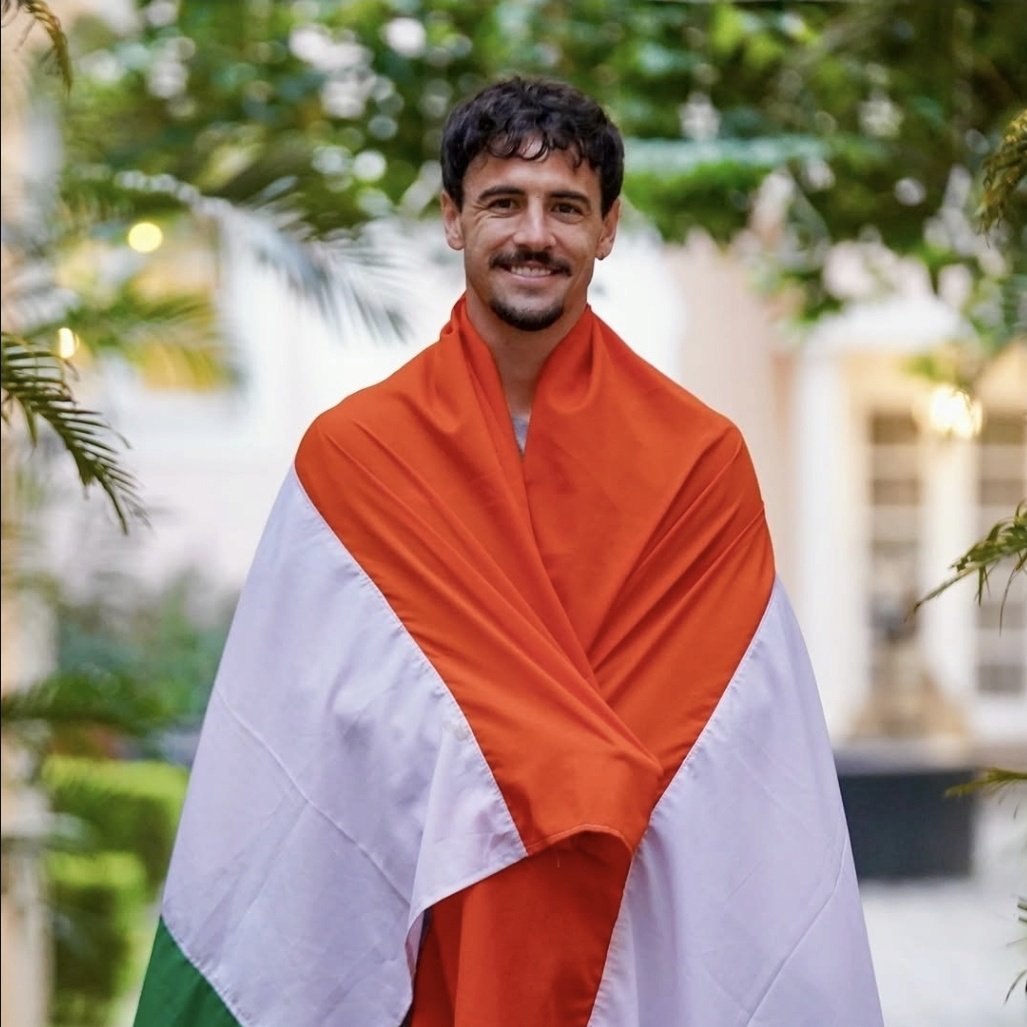 -Played top-level English and Australian football, came to India with all that experience.

-Instead of lecturing about his passion to play for India as an OCI, he chose to become an Indian.🇮🇳

-Gave up his Australian🇦🇺 citizenship purely out of love for football and to play for