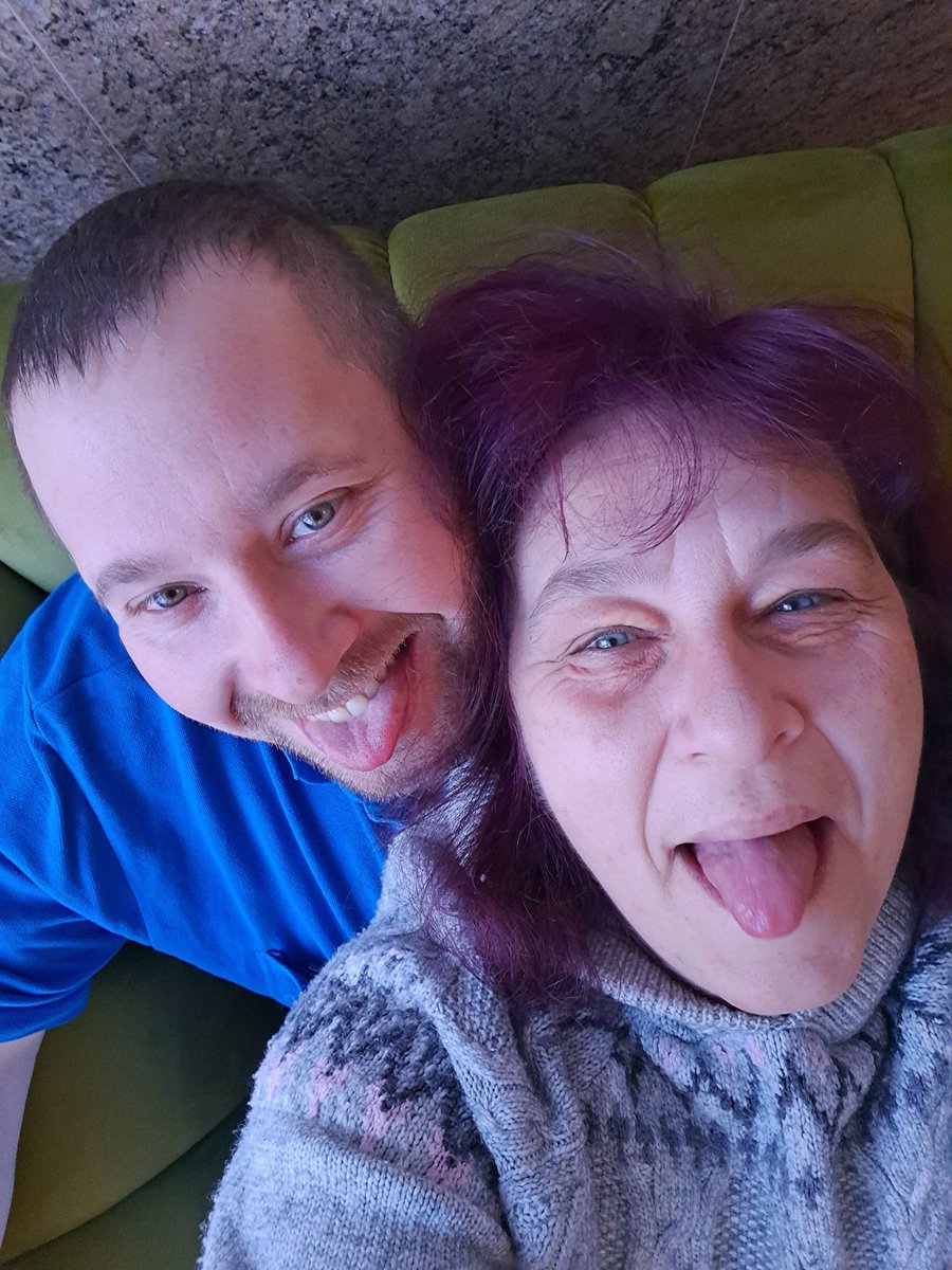 Caro77152321's tweet image. Hab von meinem Schatz @Spaceboy_EP gehört, dass hier nix mehr los ist😳
Na dann müssen wir wohl den Laden neu aufmischen 😁
Gesundes Neues und so 😘