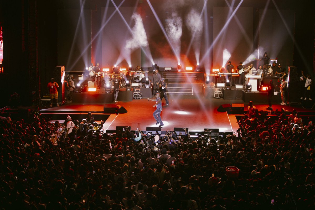 IamKingPromise's tweet image. @sarkodie 👑💚 #PROMISELAND