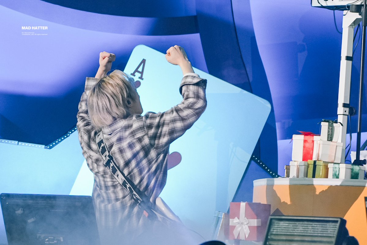 dearlyjungji's tweet image. the smile:                                 the reason: