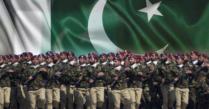 111Markhor's tweet photo. Pakistan’s strength lies in unity and resolve. In testing moments, we are reminded to be grateful for a strong nation and a vigilant Armed Forces. 🇵🇰
#Pakistan #Unity #NationalResolve
#PakistanArmy #Pakistanfauj
#StrongArmy
#UnityAndStrength
#Bunyanulmarsoos https://t.co/ujclkNpn5R