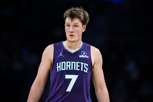 Kon Knueppel becomes the best shooter in the NBA the day Stephen Curry retires.