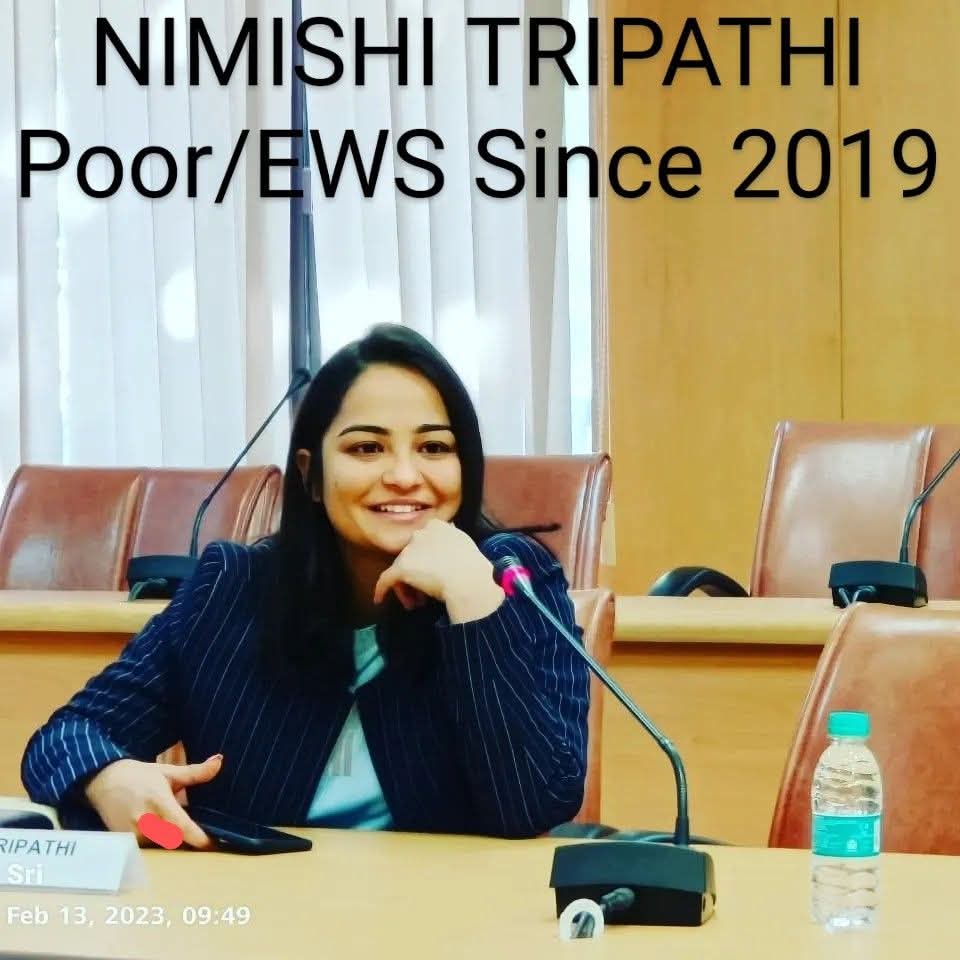मिलिए IPS निमिषी त्रिपाठी (2023 बैच) से!🔥🔥🔥

◆ पिता: अवधेश त्रिपाठी (फॉरेस्ट गार्ड)

◆ माँ: गृहिणी

◆ परिवार आर्थिक रूप से सक्षम

★ वह IPS कैसे बनीं? ज़रा मेरिट देखिए:

◆ EWS का गलत इस्तेमाल/झूठा दावा करके...

◆ 2020 में, EWS के ज़रिए ICAS (ग्रुप A) में चयन, रैंक 622

◆