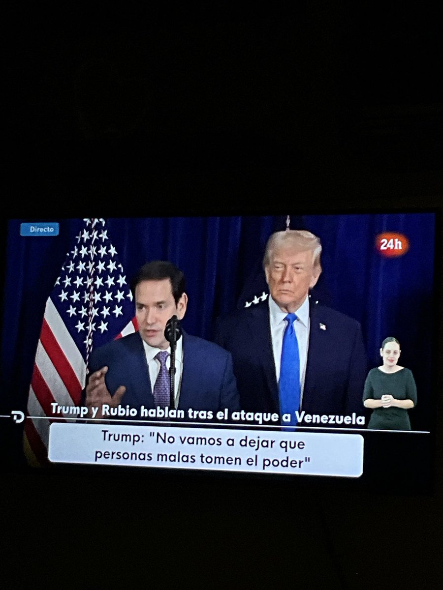 marlingtorres01's tweet photo. Y ellos que son? Los buenos? Ladrones https://t.co/Y2BHOCIhzl