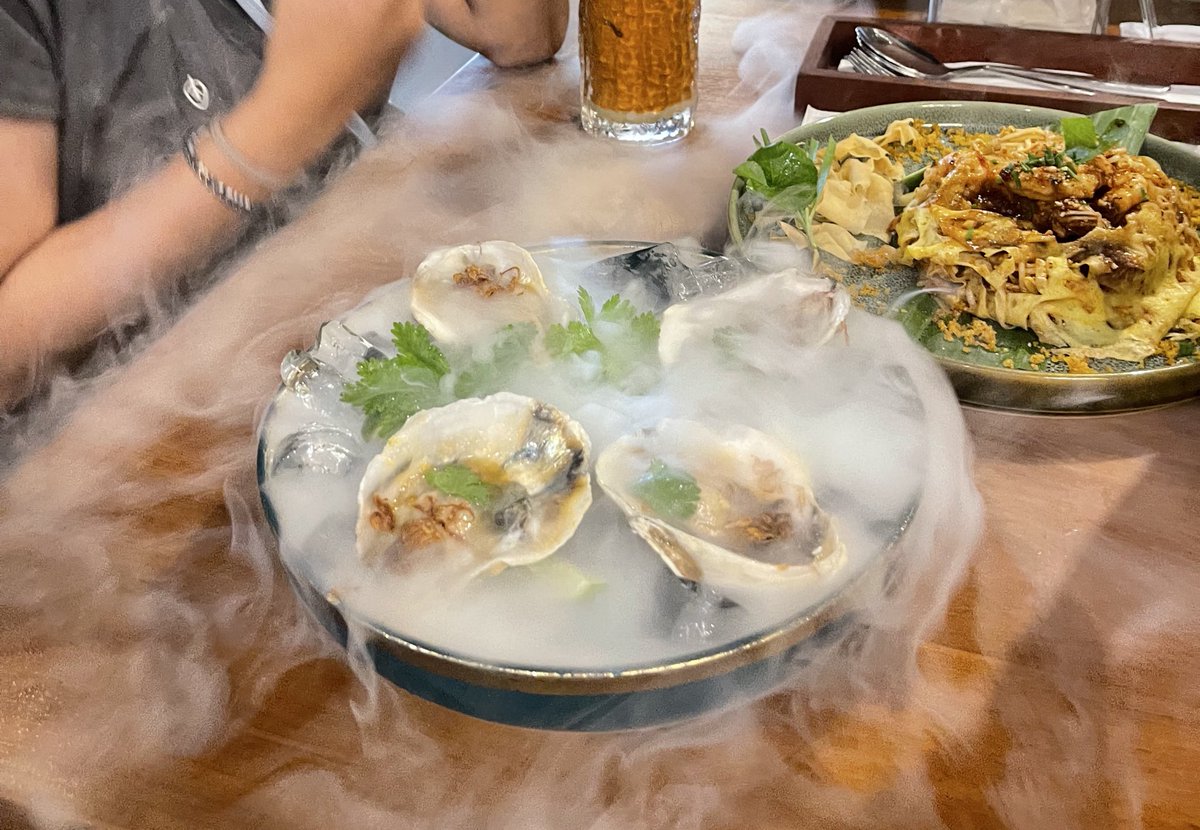 ِ (@comethrumore) on Twitter photo 