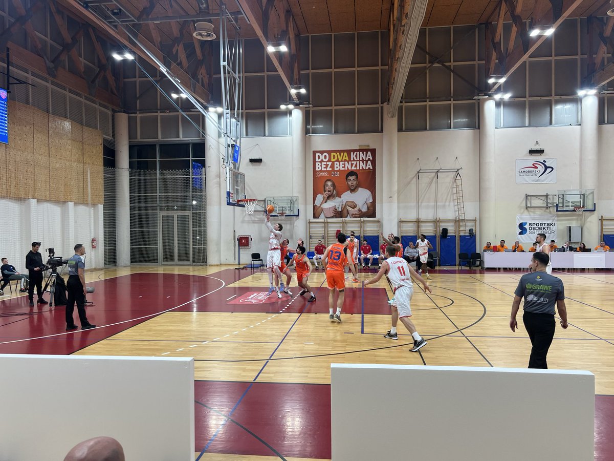 glavahead's tweet image. Lagan kao Lukša #ballislife