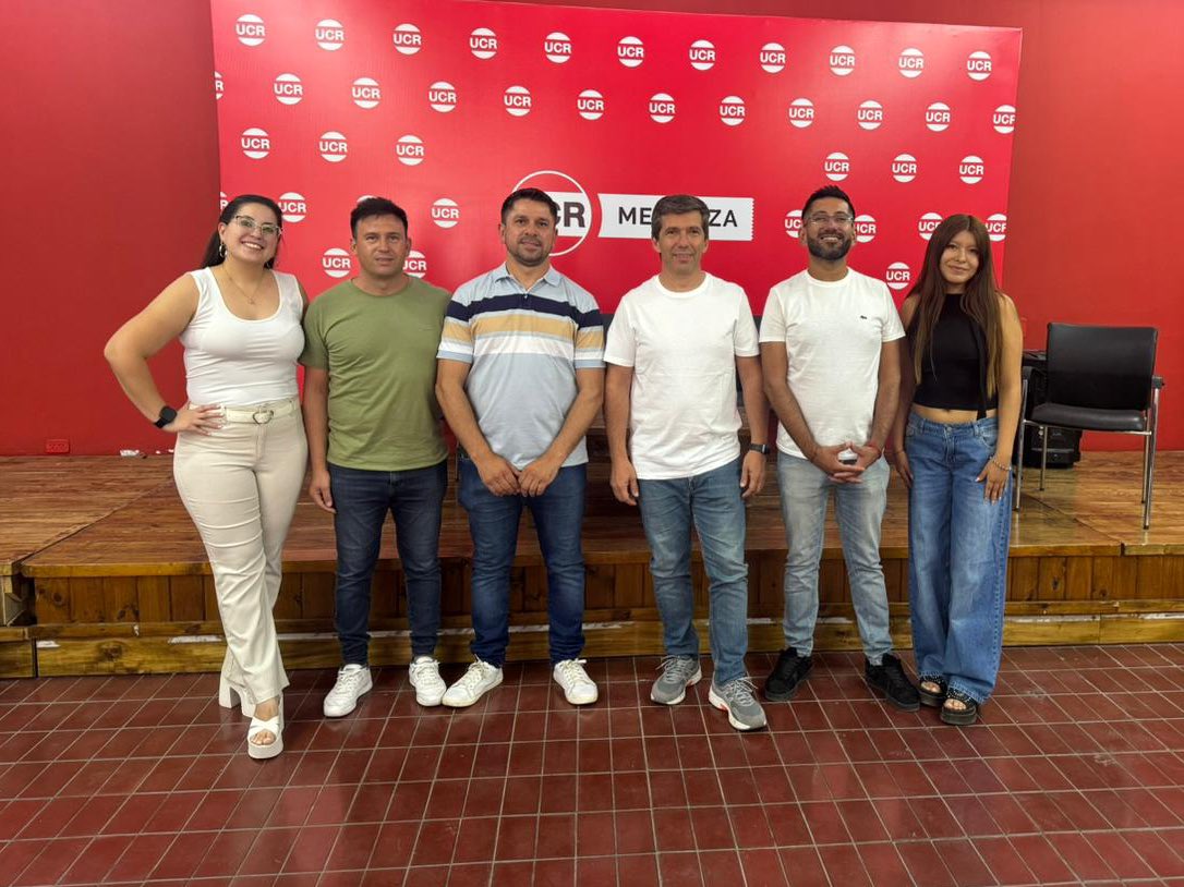 De cara a las #Elecciones del 22 de febrero 🗳️ estos son los candidatos de la UCR en Maipú para conformar la alianza del <a href="/FrenteCambiaMza/">Alianza La Libertad Avanza + Cambia Mza</a>:

▪️ José Fabián Ortega
▪️ Gabriel López
▪️ Sol Marina Díaz de Manueli