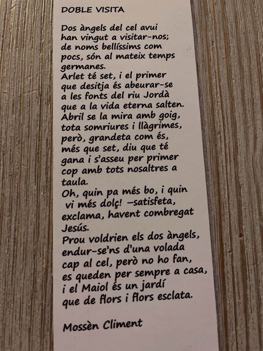 Lisern_'s tweet photo. Un bon cel, mossèn 🤍🕊️ https://t.co/fWKxlz0kMT