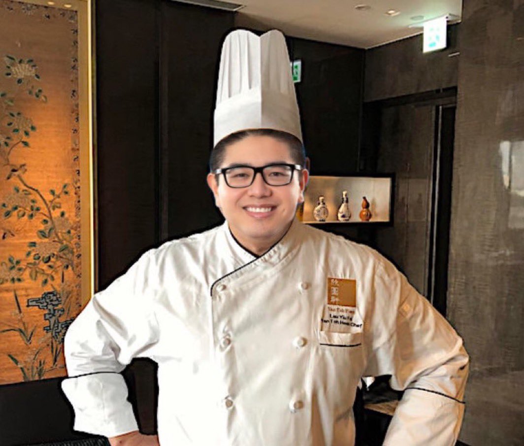 la_cvpucheoff's tweet image. J’ai fais une van au serveur d’un resto chinois il m’a dit « trêve de mondanité »