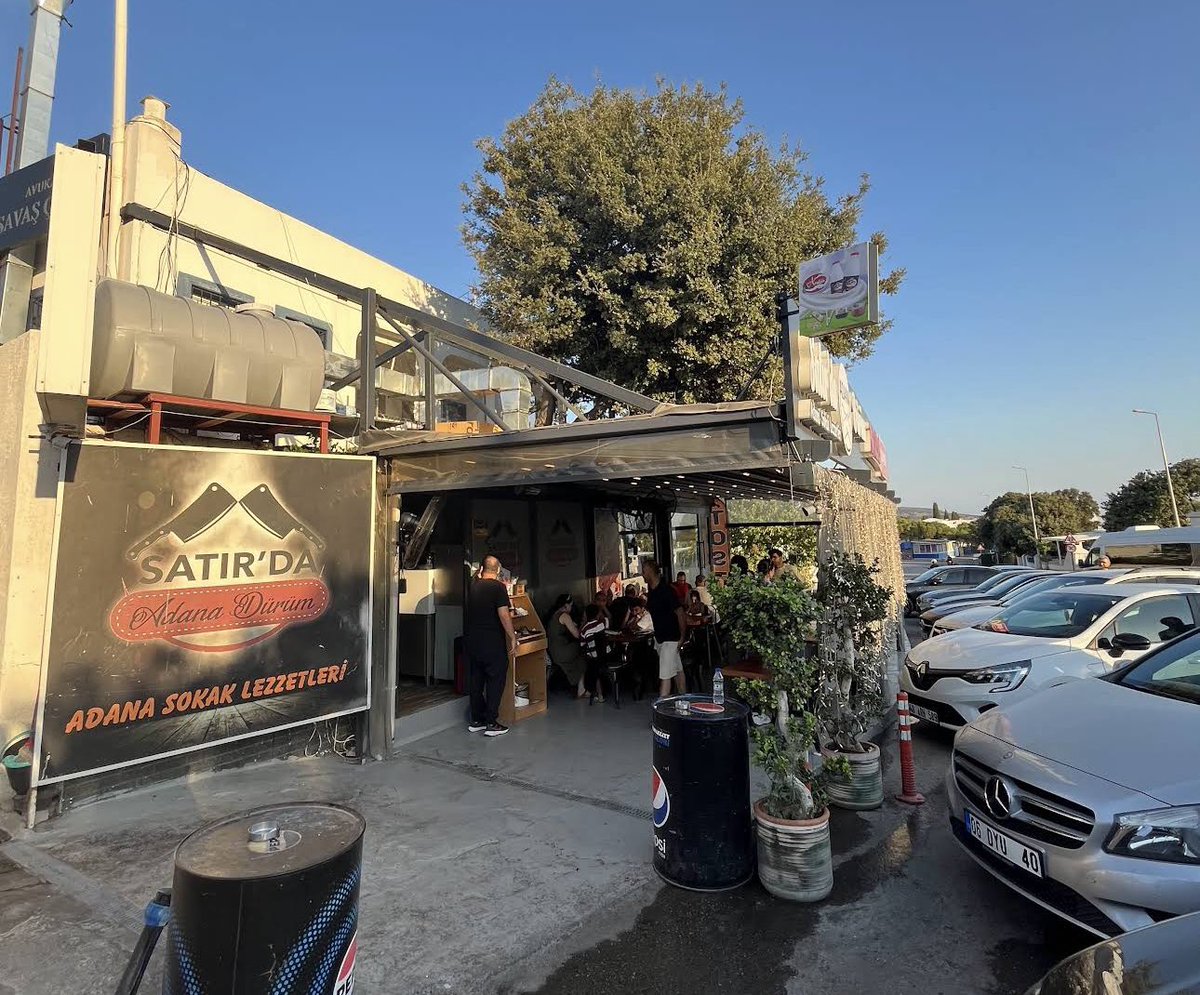 💥BEDRİ USTA’YI SAVUNAN İSMİN DÜKKANINDA İMAR USÜLSÜZLÜĞÜ💥

📌Dün Bedri Usta’ya yapılan eleştiriler karşısında kendisine destek veren TURGİD Muğla İl Başkanı Didem Carus’un Bodrum Bitez’de ki dükkanını incelediğimde diyecek söz bulamadım. Kamuoyu adına sormak istiyorum⤵️