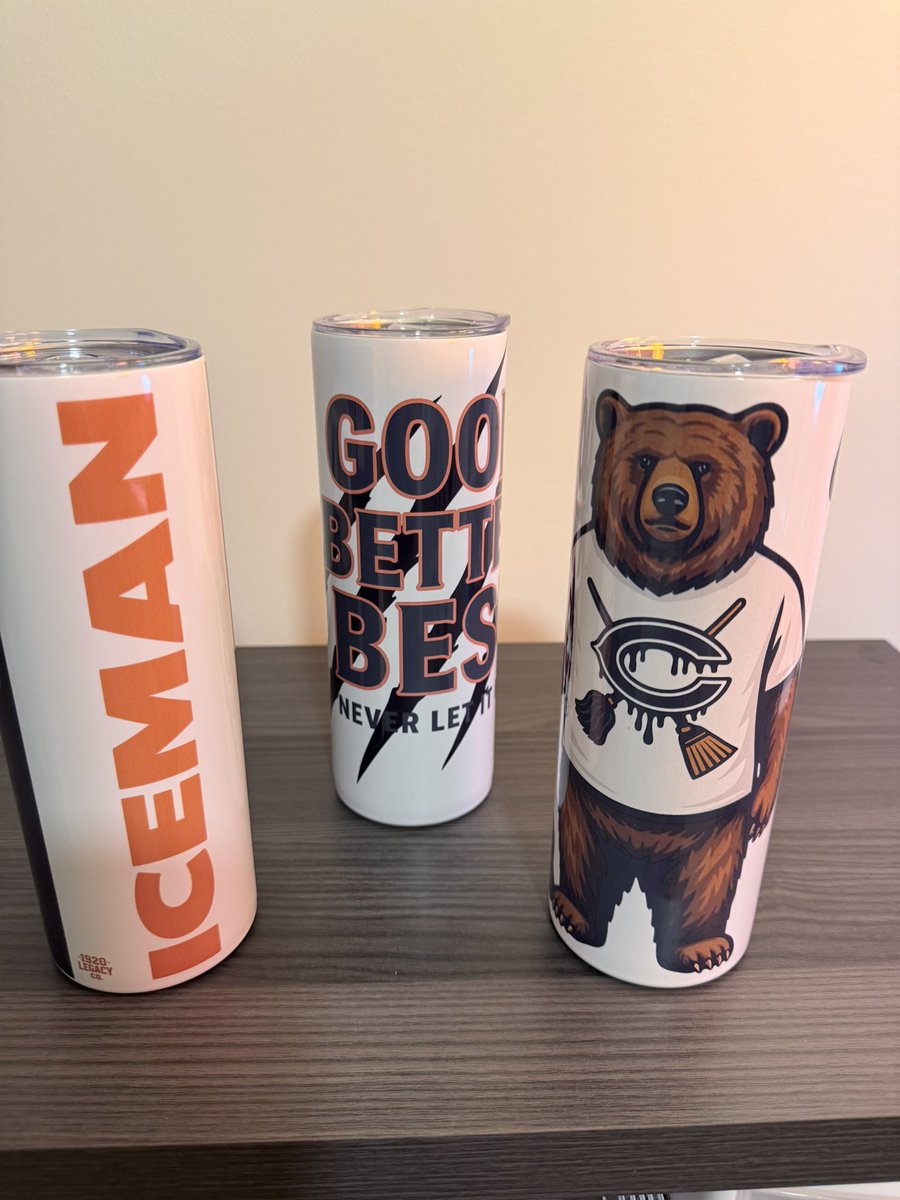 Cream sleeve tweet media