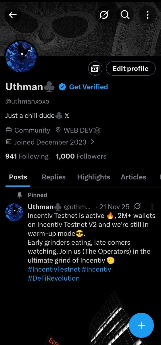 uthmanxoxo's tweet image. Finally on 1k followers 🎊🔥, Thank you @kimz10k for being my 1000th follower 🔥