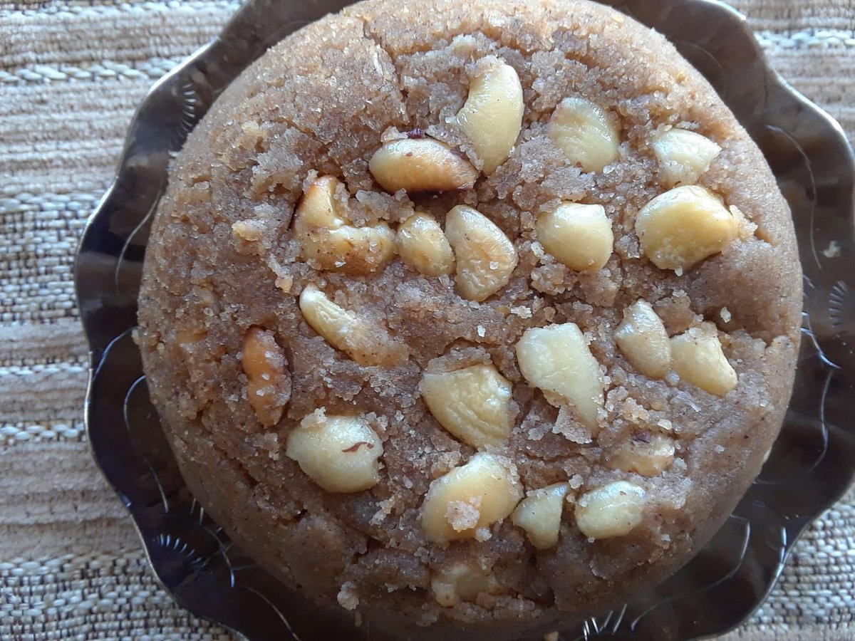 DushiYanthini tweet media